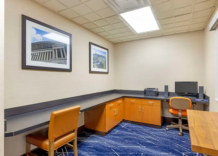 Comfort Inn&suites - Schaumburg Hotel 4*