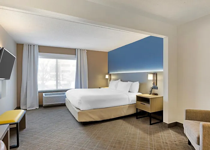 Comfort Inn&suites - Schaumburg 4*